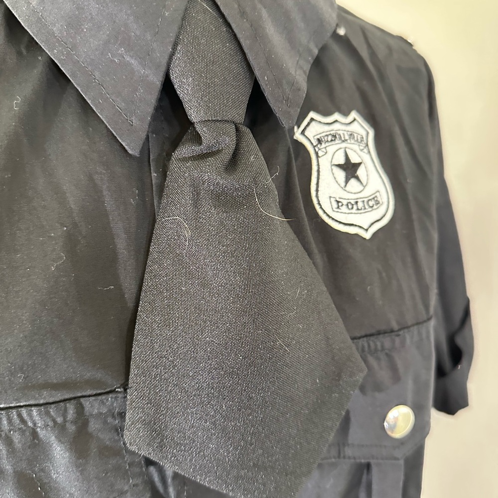 Leg Avenue Police Costume Button-Up Shirt with Removable Tie - Picture 5 of 8